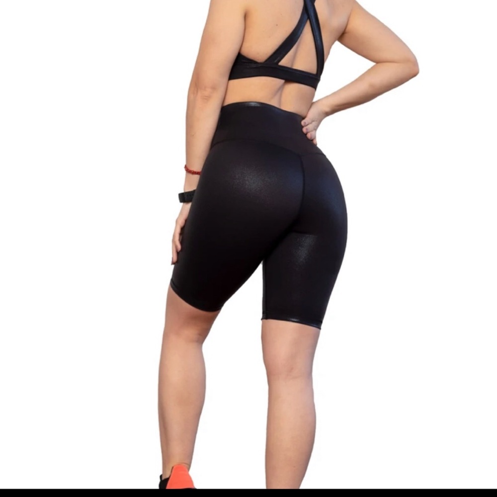 THE LIQUID BIKER SHORTS (FAUX LEATHER)